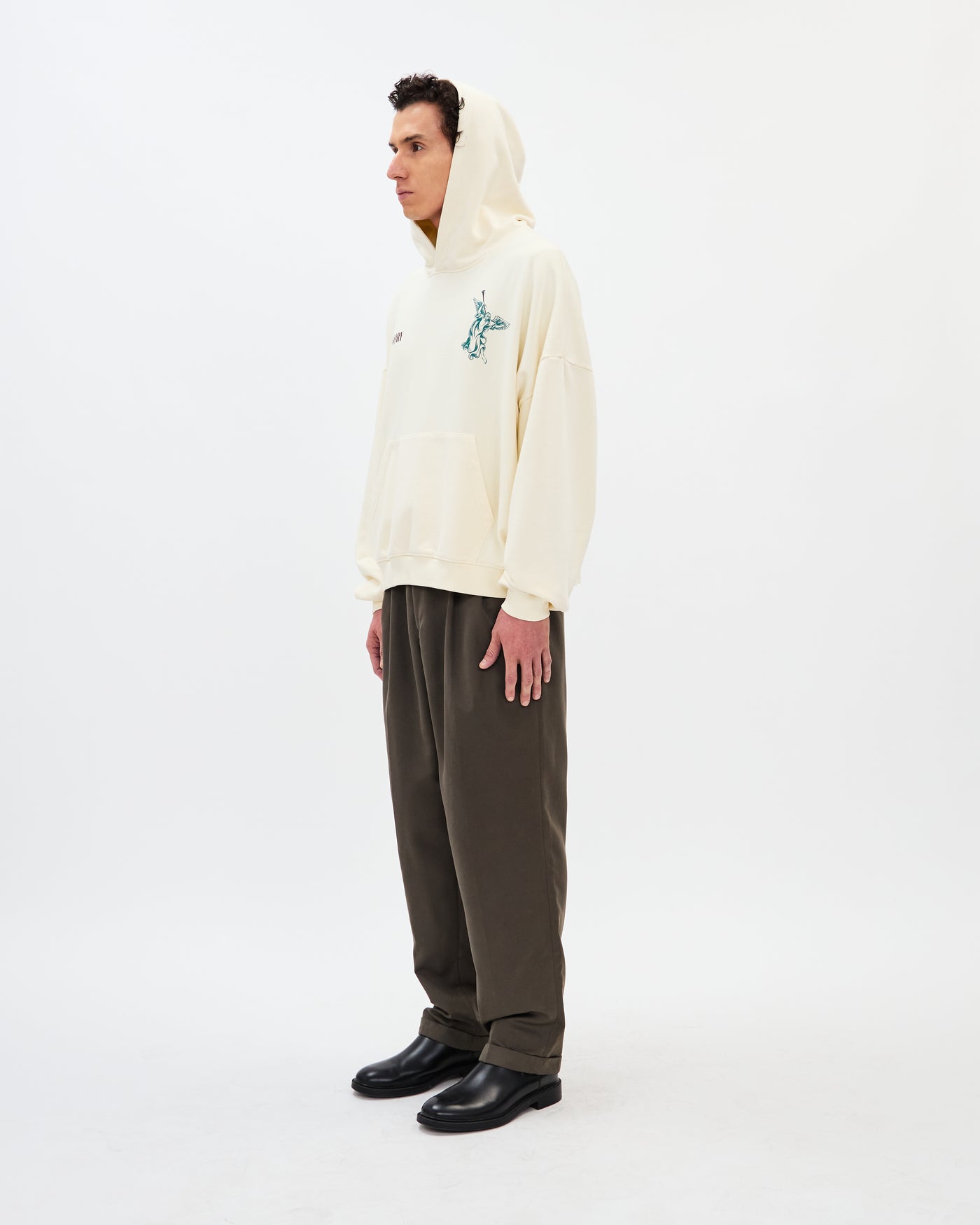 Seven Trumpets Hoodie / Creme