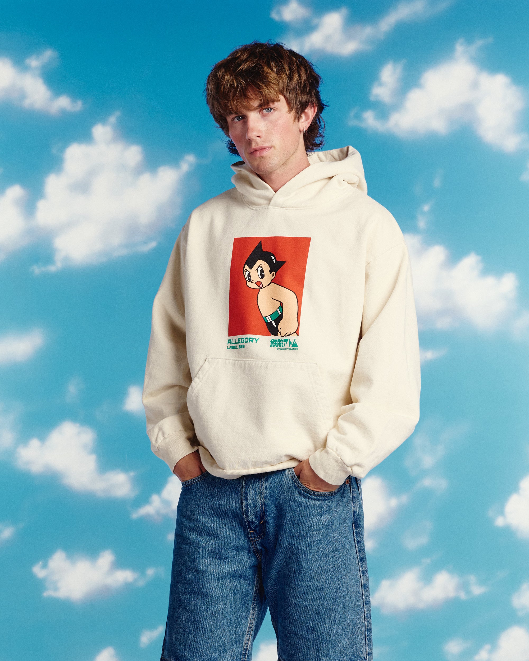 Red Box Hoodie For Astro Boy / Creme-6