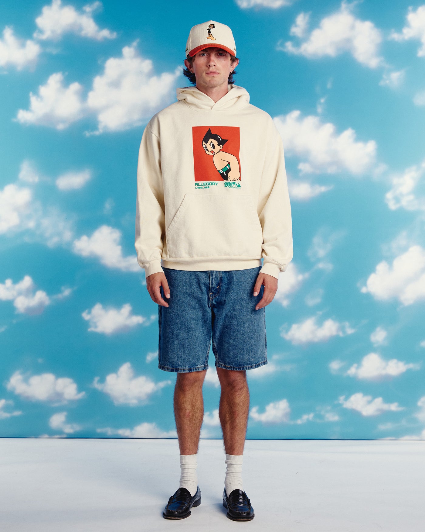 Red Box Hoodie For Astro Boy / Creme