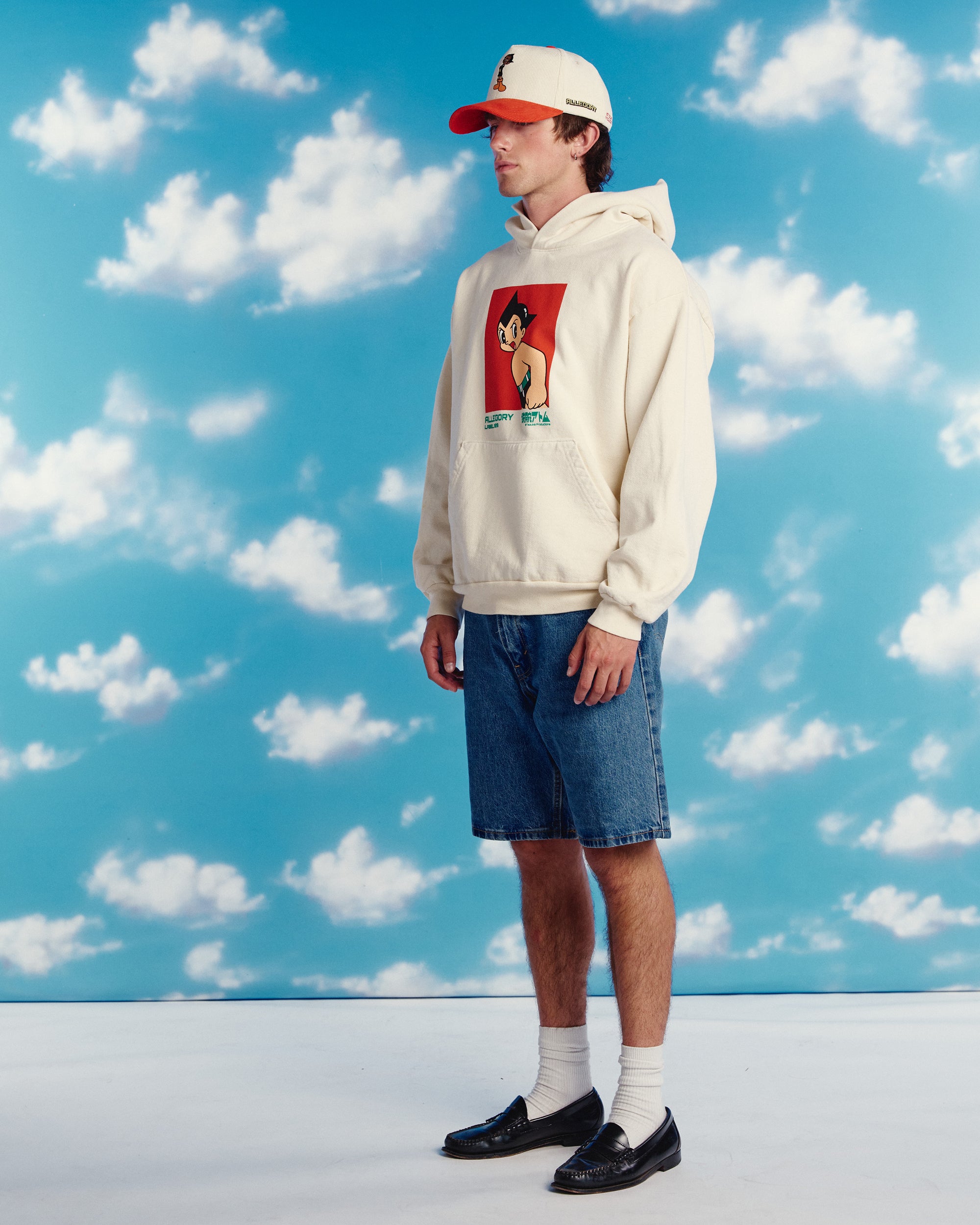 Red Box Hoodie For Astro Boy / Creme-4