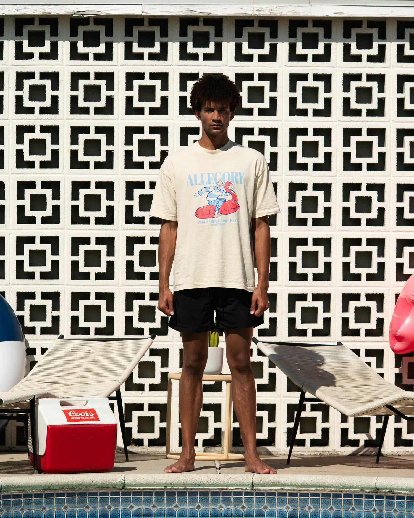 Flamingo Floatie Tee / Washed Gold