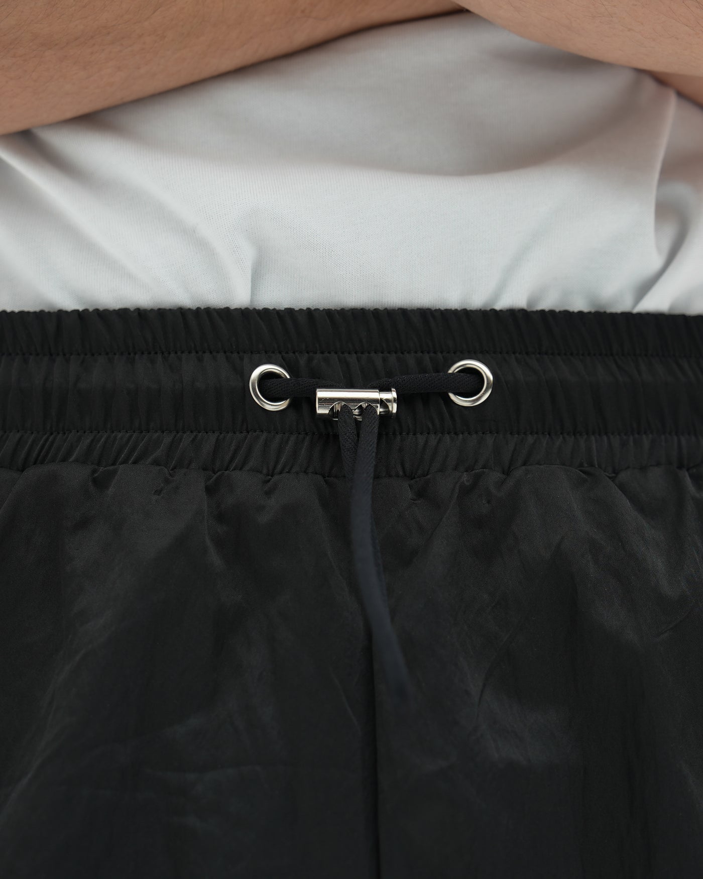 Network Rain Shorts / Black