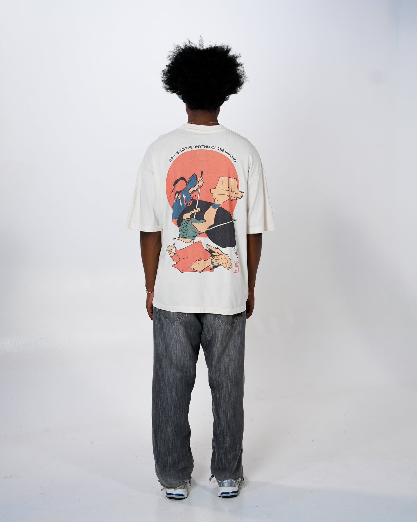 Dance To The Rhythm Of the Sword Tee / Off White