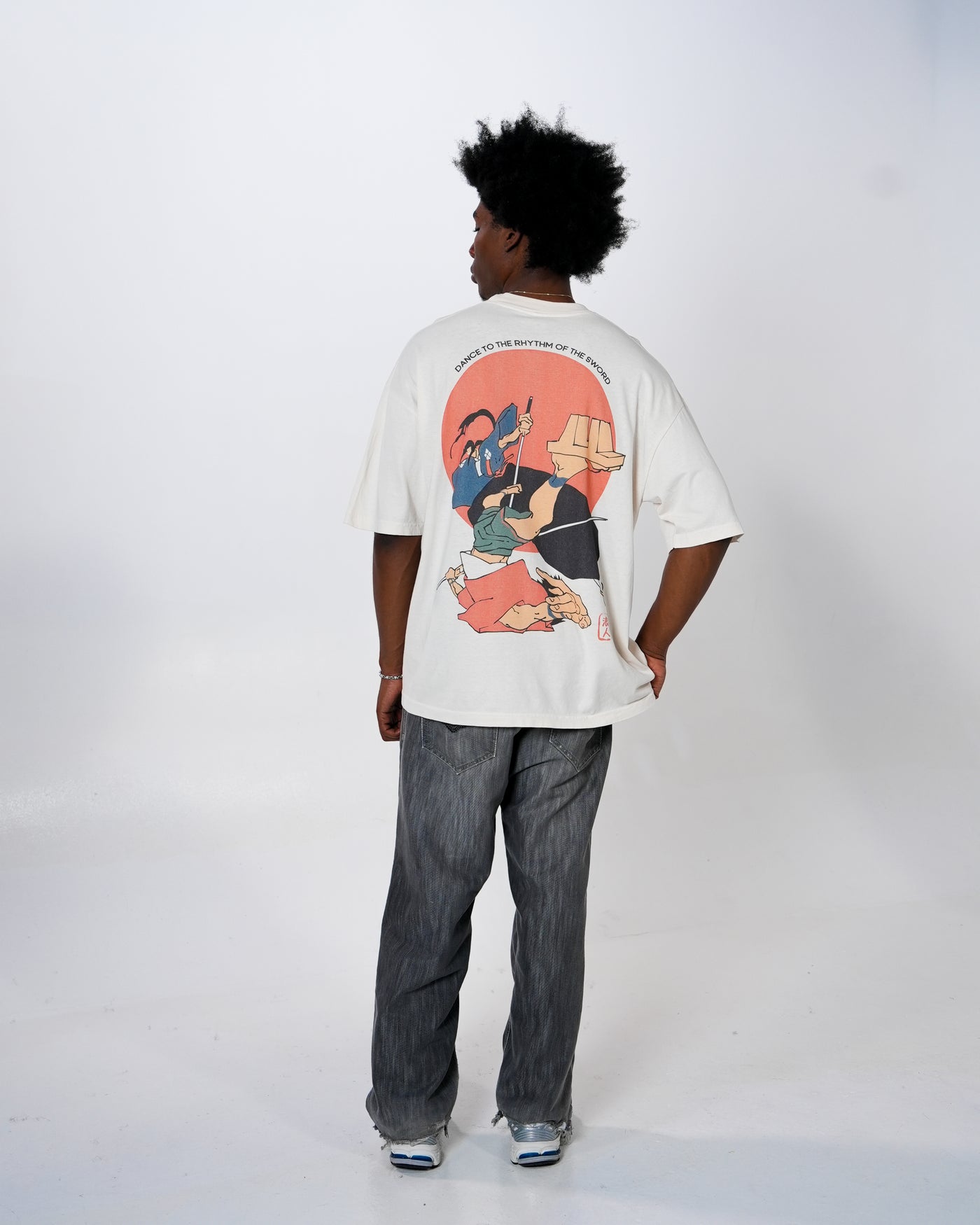 Dance To The Rhythm Of the Sword Tee / Off White