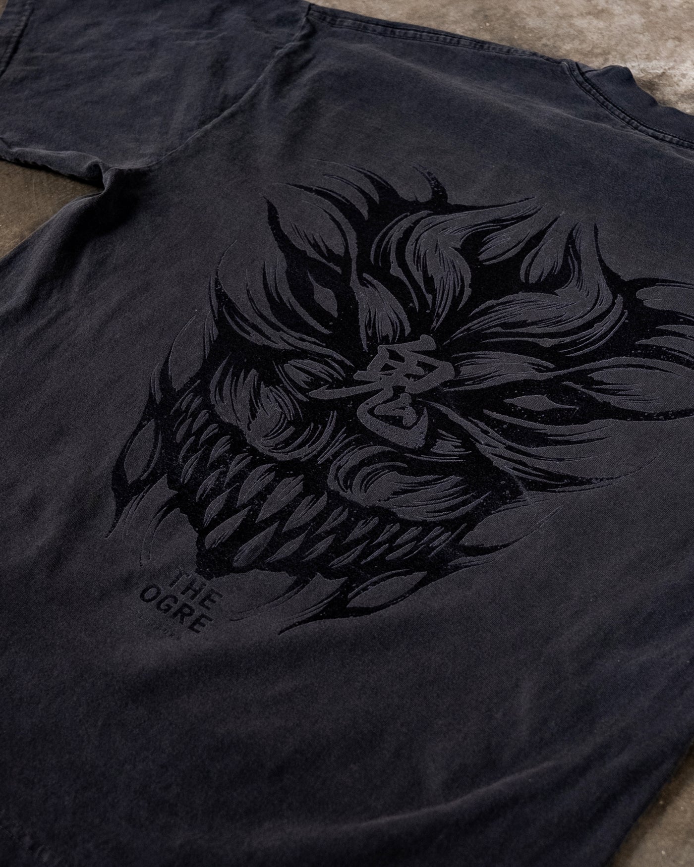 The Demon Back Tee / Vintage Black