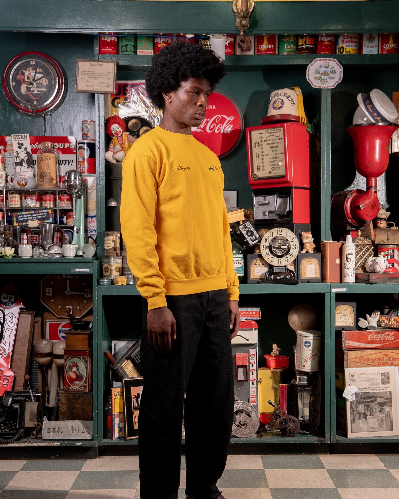 Shooting Star For Speed Racer™ Crewneck / Vibrant Yellow