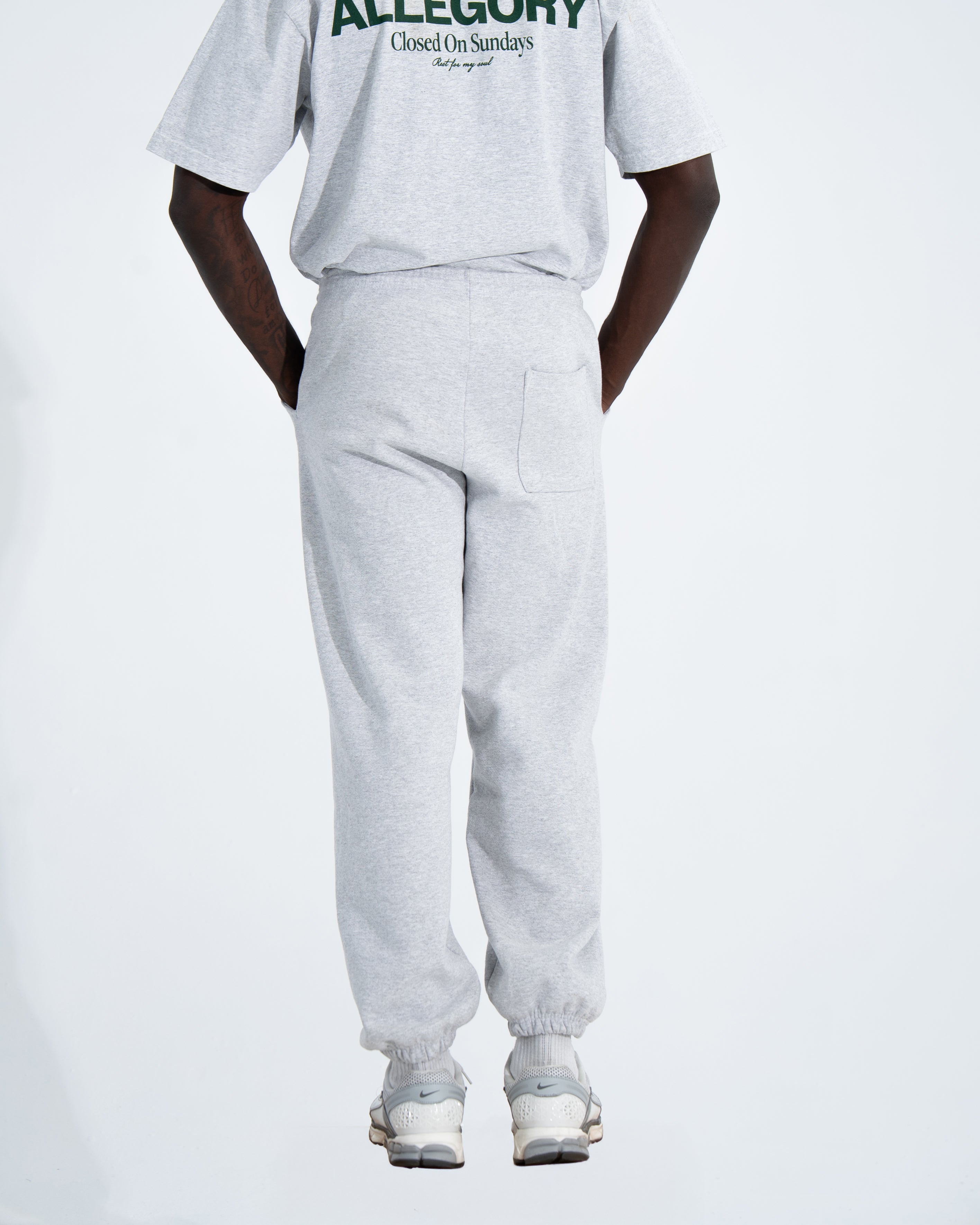 Closed On Sunday Sweatpants / Heather Grey
